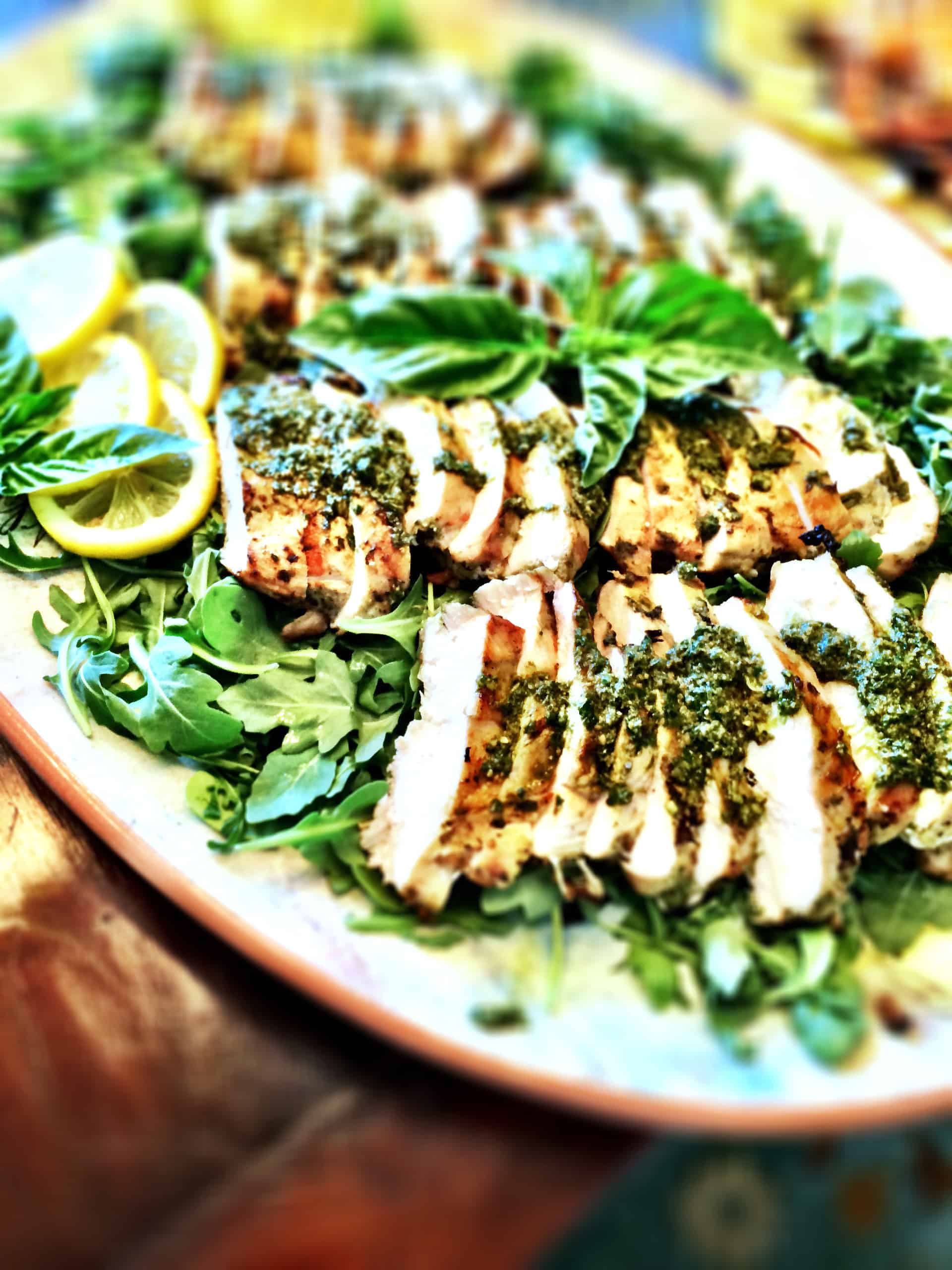 Herbed grilled chicken with lemon and mint